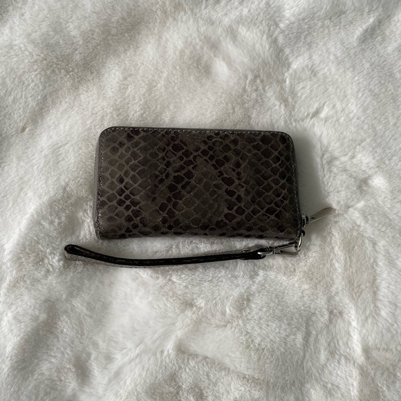 Michael Kors Waller - Picture 2 of 3